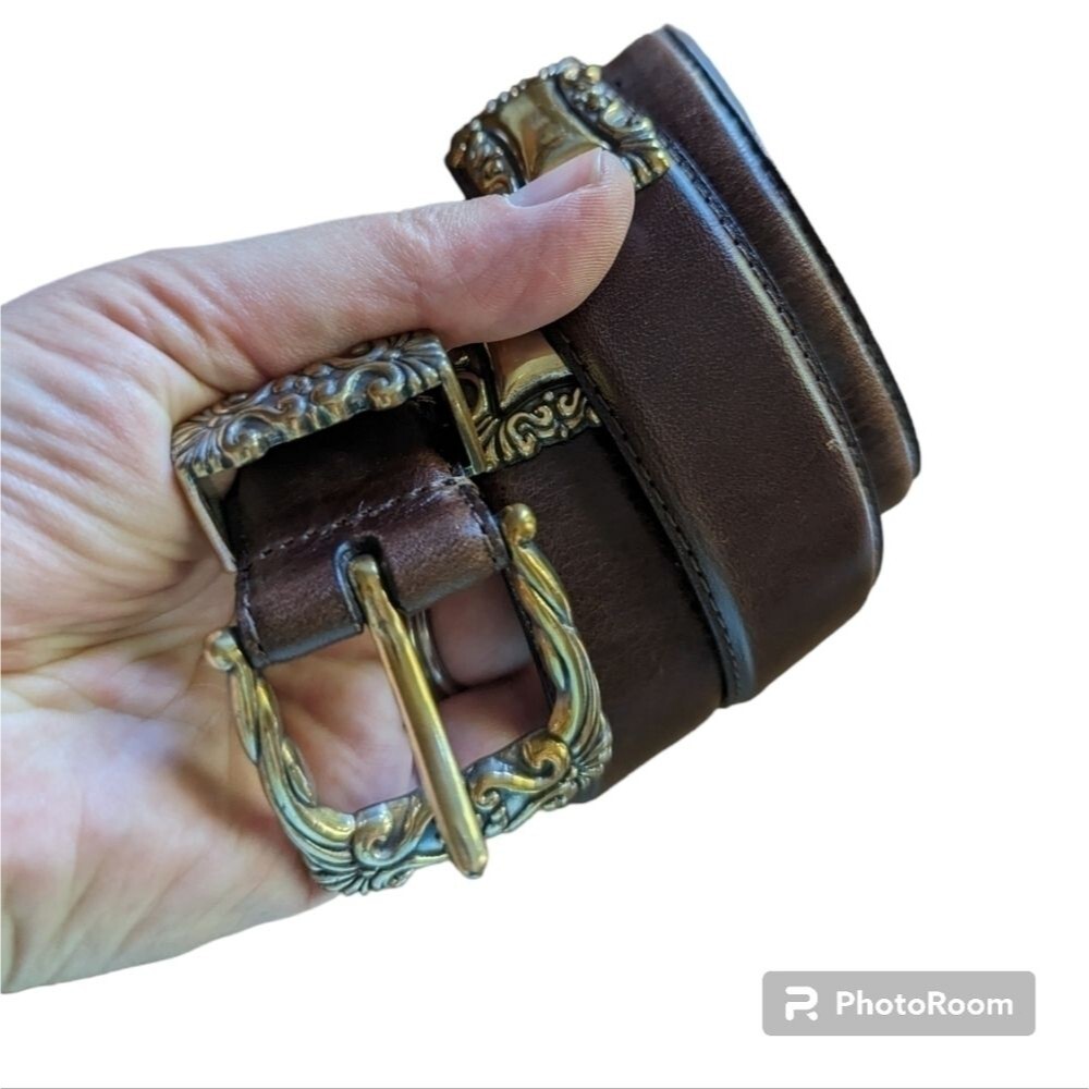 Fossil brown genuine leather belt with silver hardware and design sz L